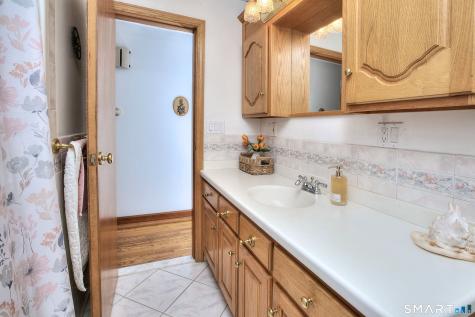 325 Emerald Place Stratford CT 06614