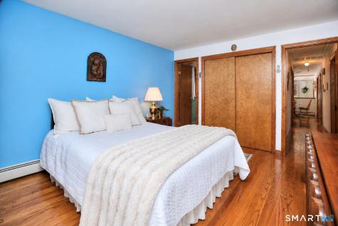 325 Emerald Place Stratford CT 06614
