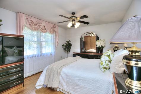 325 Emerald Place Stratford CT 06614