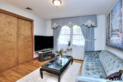 325 Emerald Place Stratford CT 06614