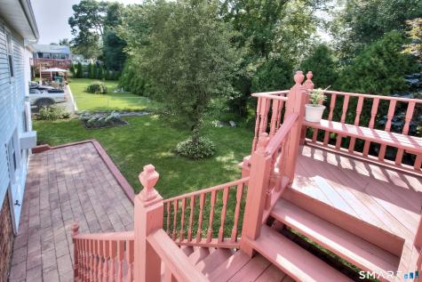 325 Emerald Place Stratford CT 06614