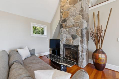 20 Lambs Way Stonington CT 06378