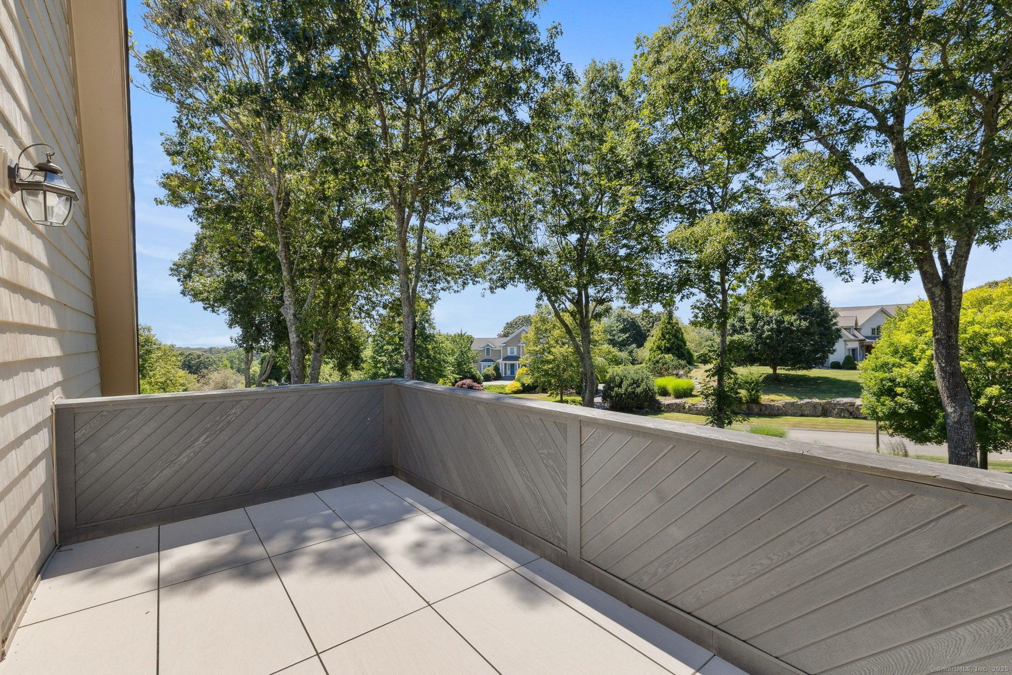 20 Lambs Way Stonington CT 06378