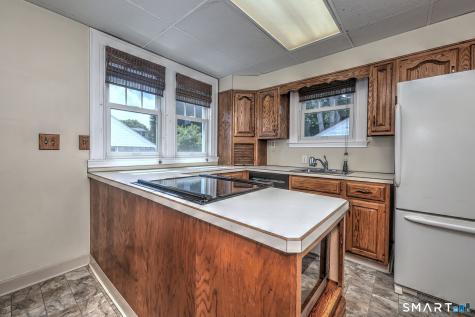 2642 Dixwell Avenue Hamden CT 06518