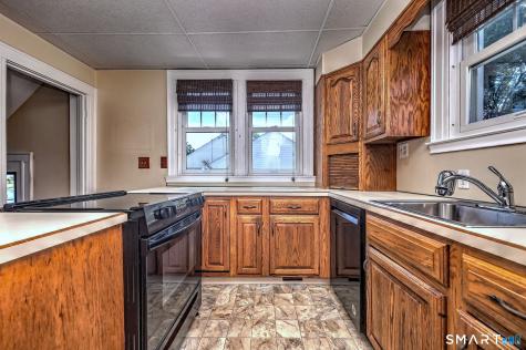 2642 Dixwell Avenue Hamden CT 06518