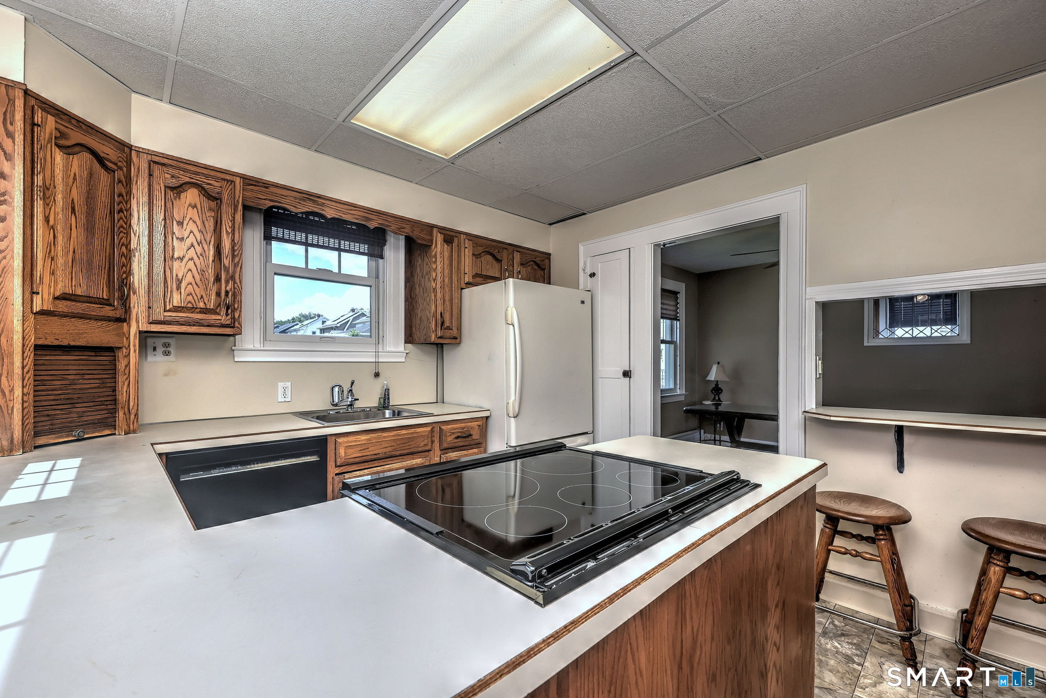 2642 Dixwell Avenue Hamden CT 06518
