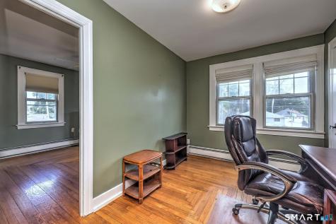 2642 Dixwell Avenue Hamden CT 06518