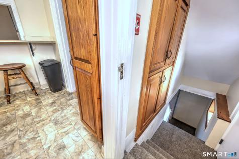 2642 Dixwell Avenue Hamden CT 06518