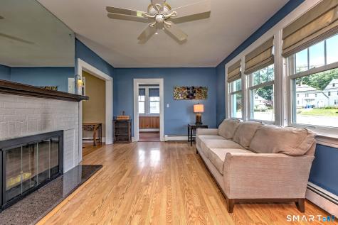 2642 Dixwell Avenue Hamden CT 06518