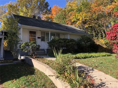 141 Nichols Avenue Fairfield CT 06825
