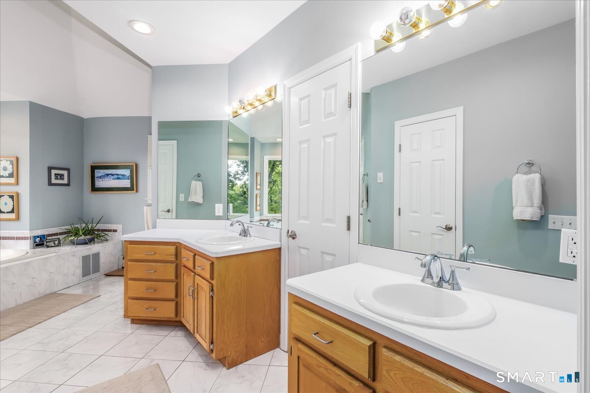 57 Meadowood Drive New Milford CT 06776