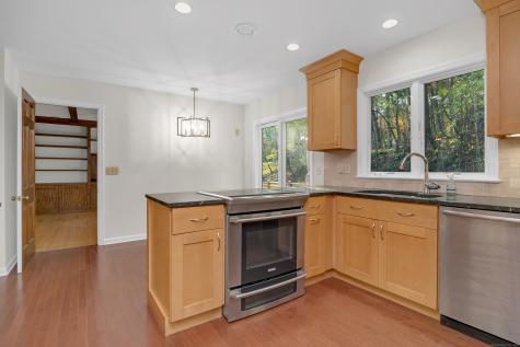 195 Stevenson Road New Haven CT 06515