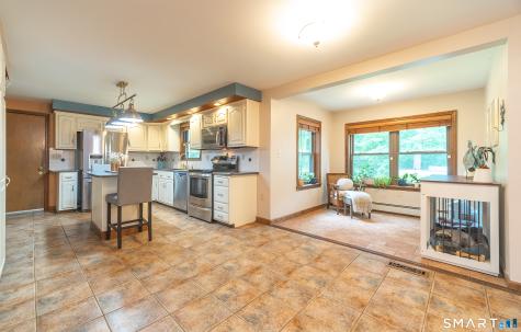 41 Harvest Wood Road Middlefield CT 06481