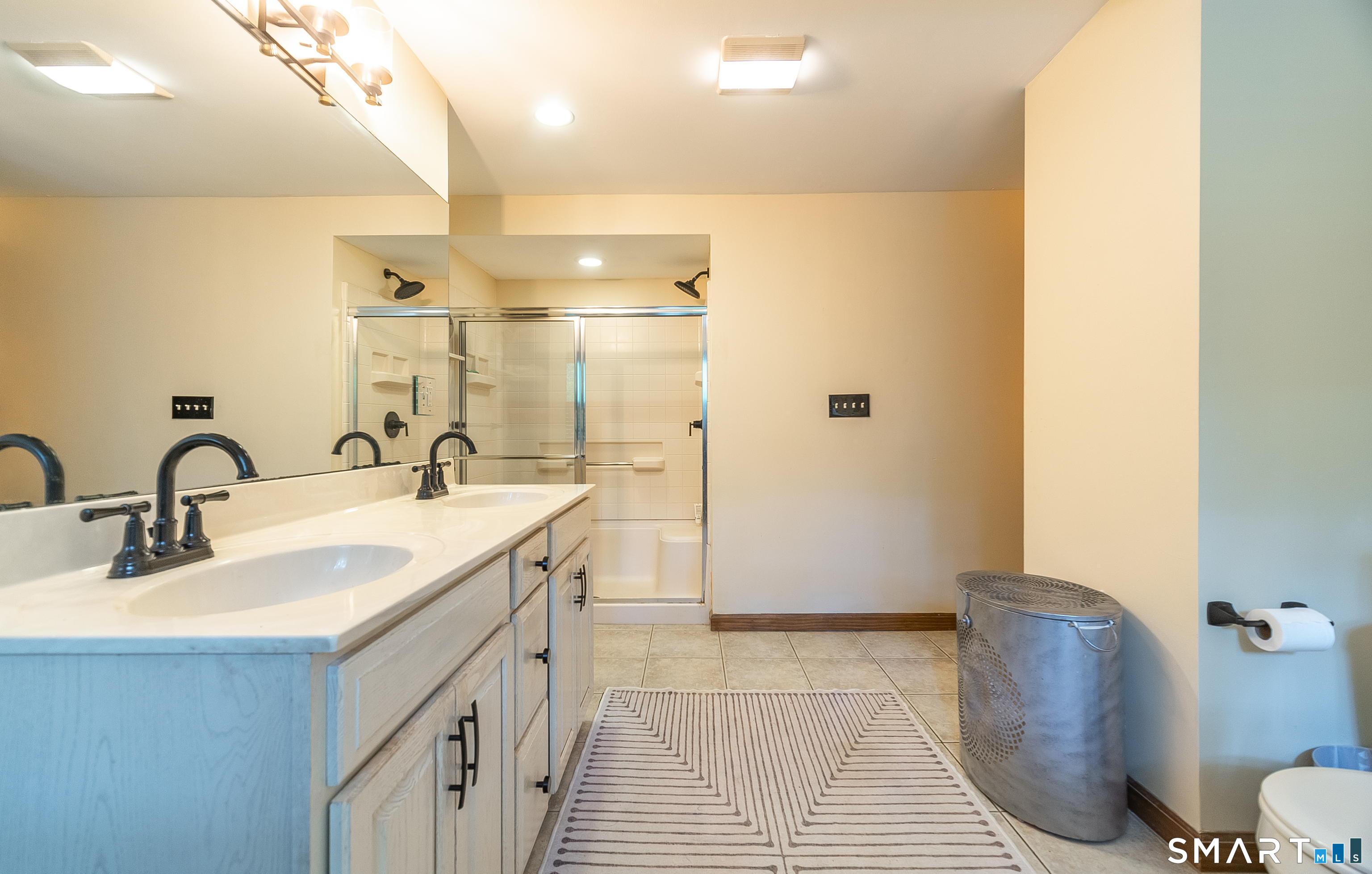 41 Harvest Woods Road Middlefield CT 06481