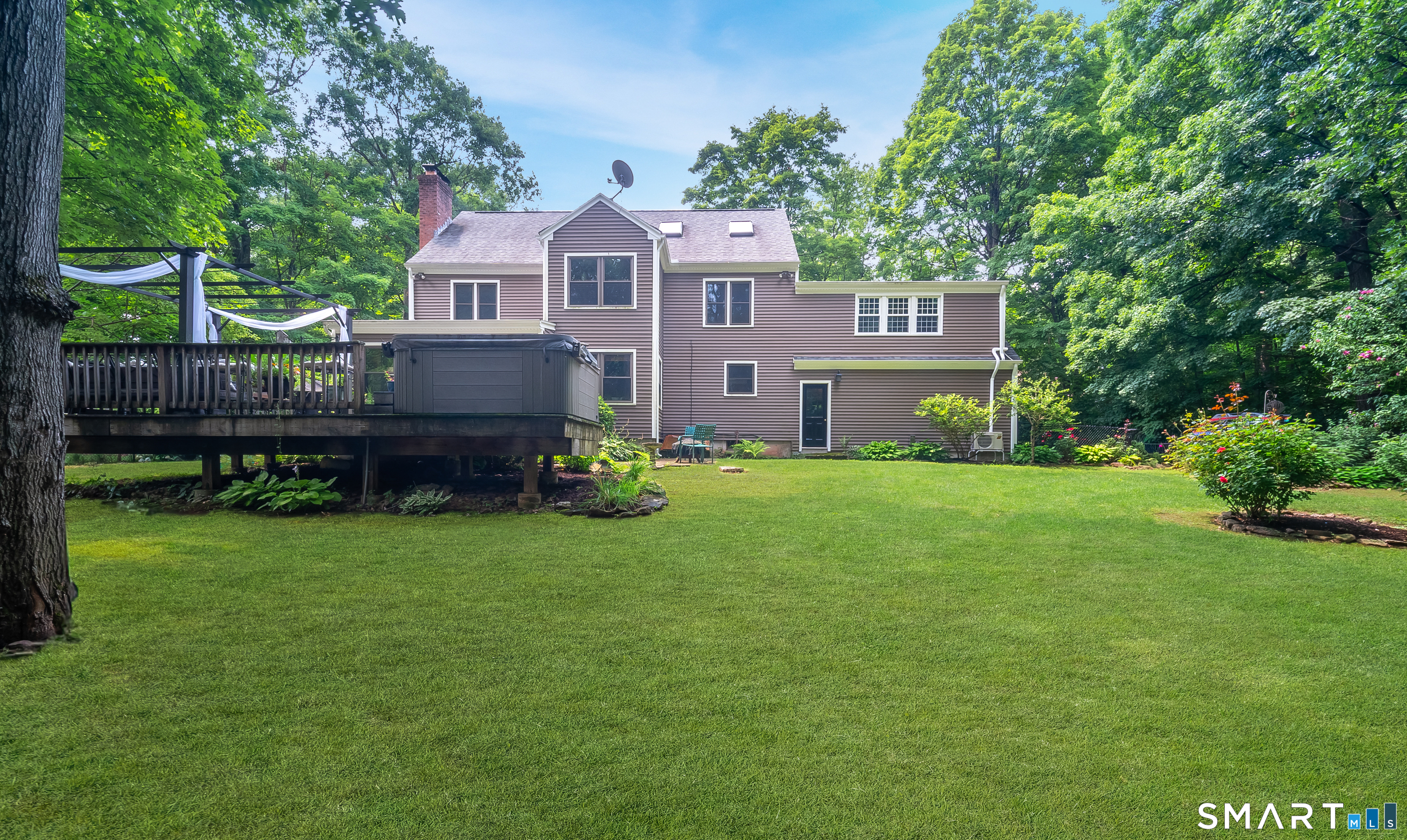 41 Harvest Woods Road Middlefield CT 06481