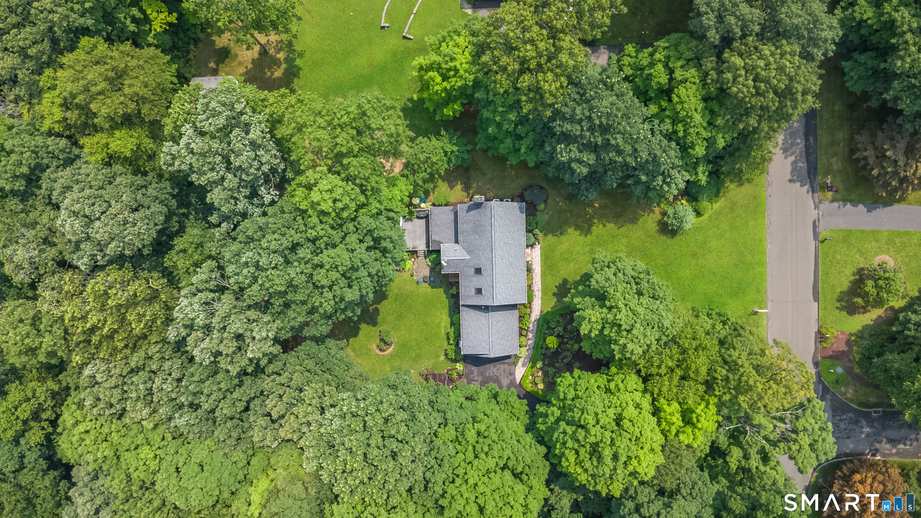 41 Harvest Woods Road Middlefield CT 06481
