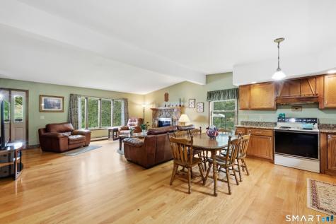 229 Deepwood Drive Lebanon CT 06249
