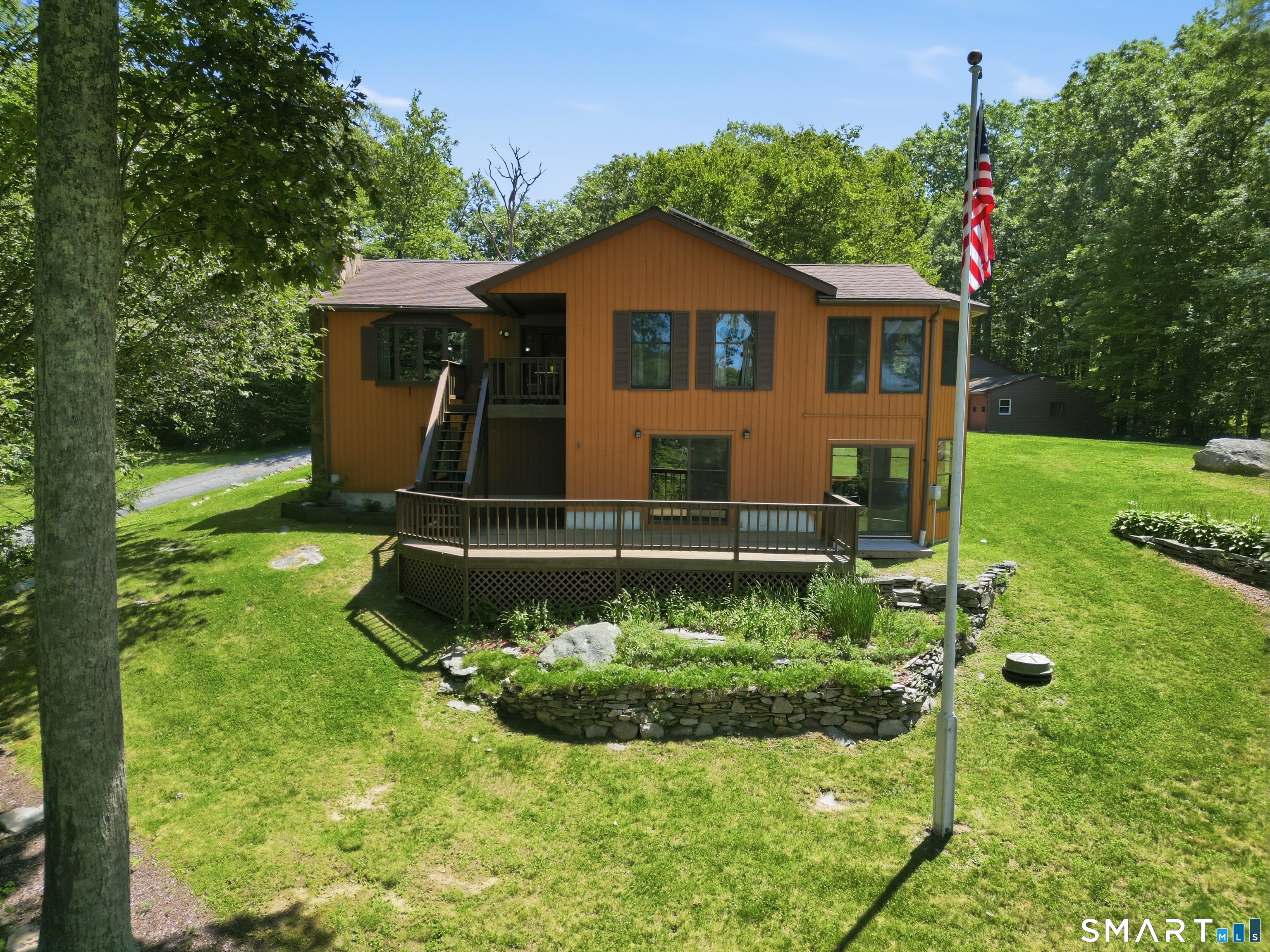 229 Deepwood Drive Lebanon CT 06249