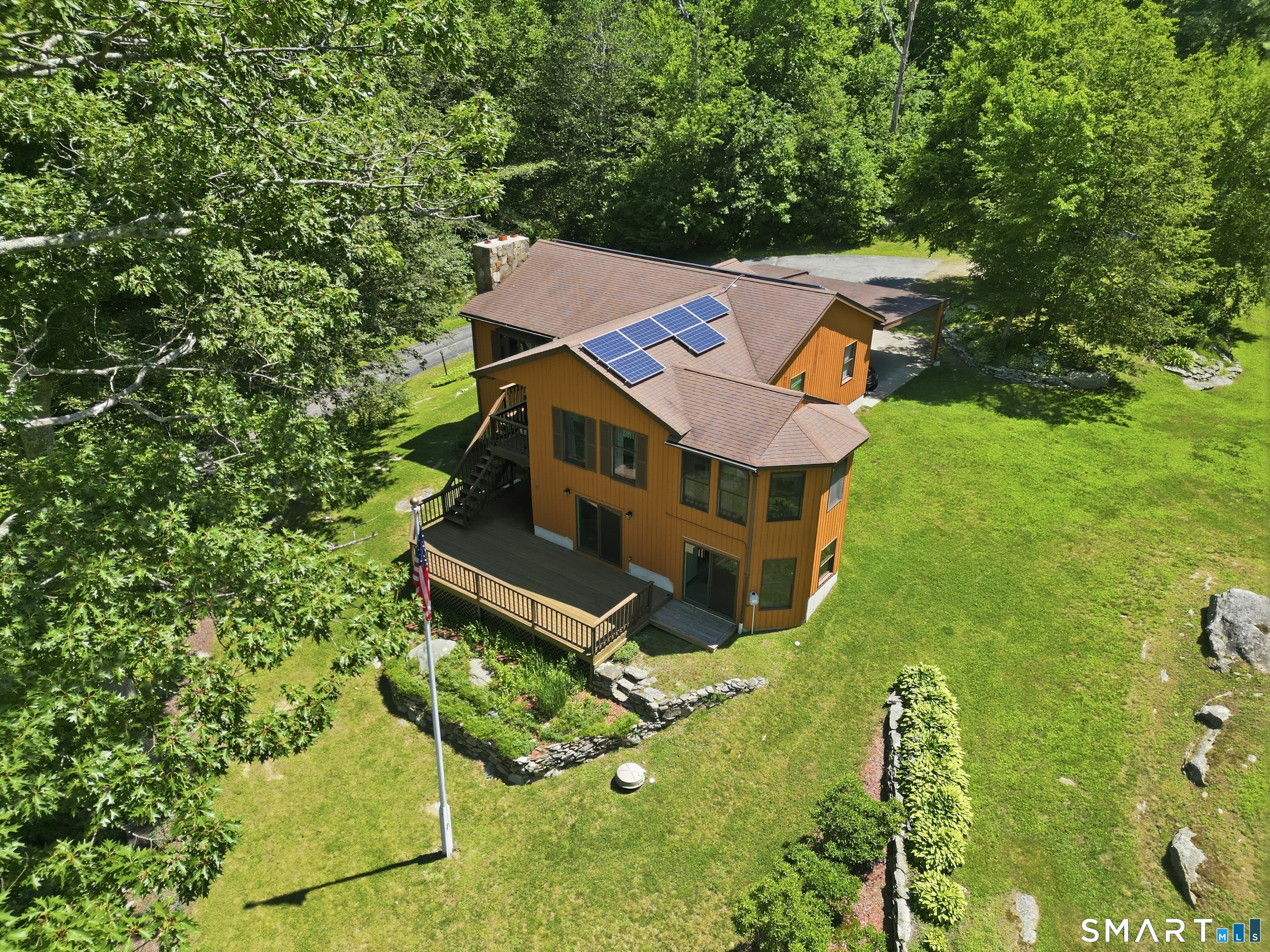 229 Deepwood Drive Lebanon CT 06249