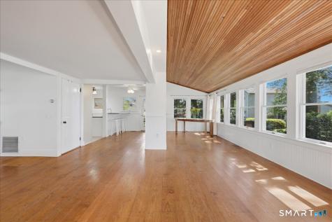 6 Hopkins Street Stonington CT 06378