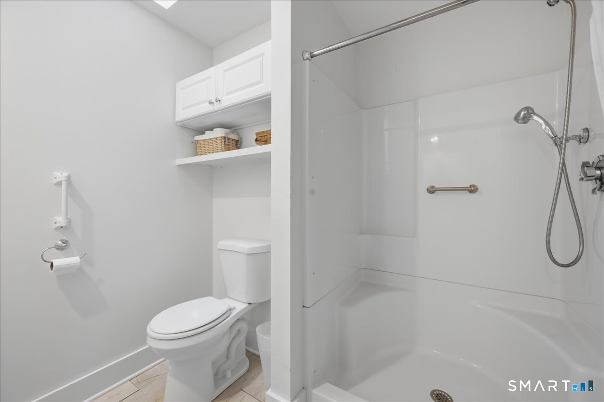 6 Hopkins Street Stonington CT 06378