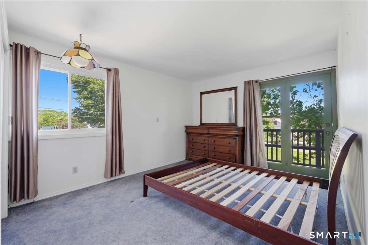6 Hopkins Street Stonington CT 06378