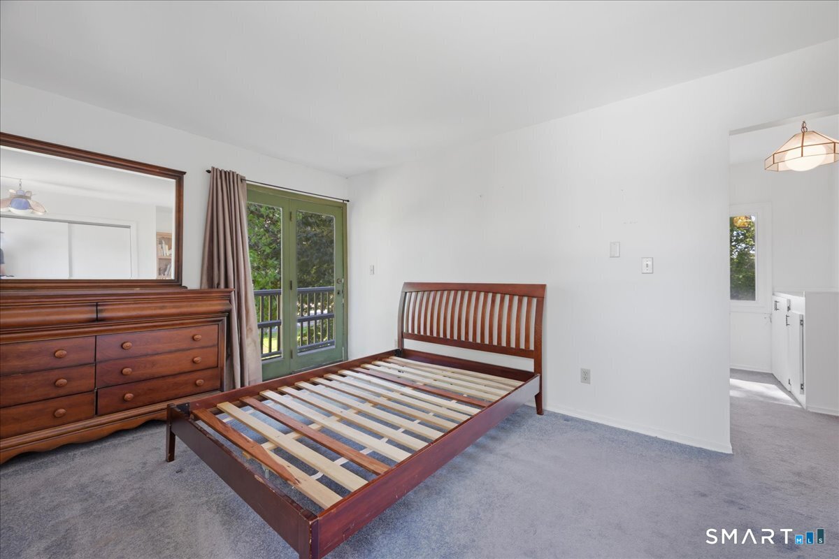 6 Hopkins Street Stonington CT 06378