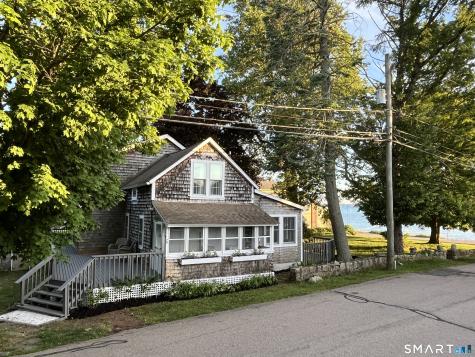 6 Hopkins Street Stonington CT 06378