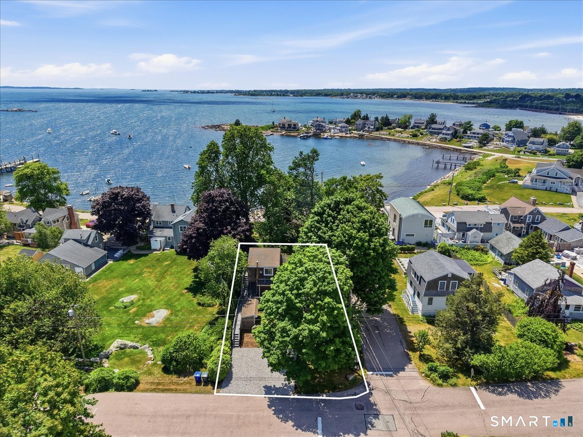 6 Hopkins Street Stonington CT 06378