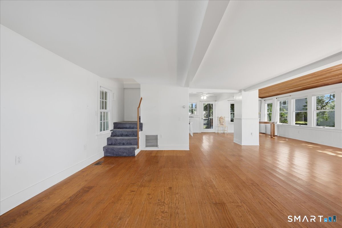 6 Hopkins Street Stonington CT 06378
