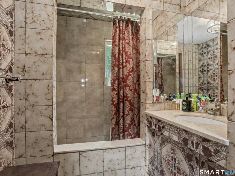 59 South Lake Shore Drive Brookfield CT 06804
