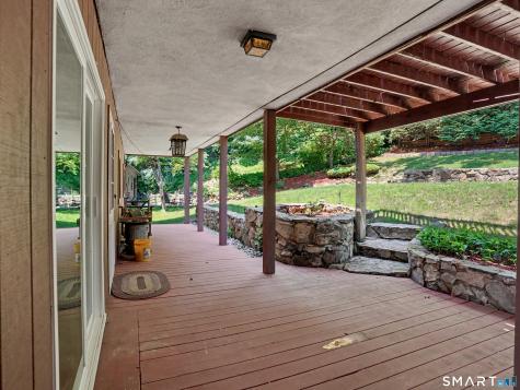 59 South Lake Shore Drive Brookfield CT 06804