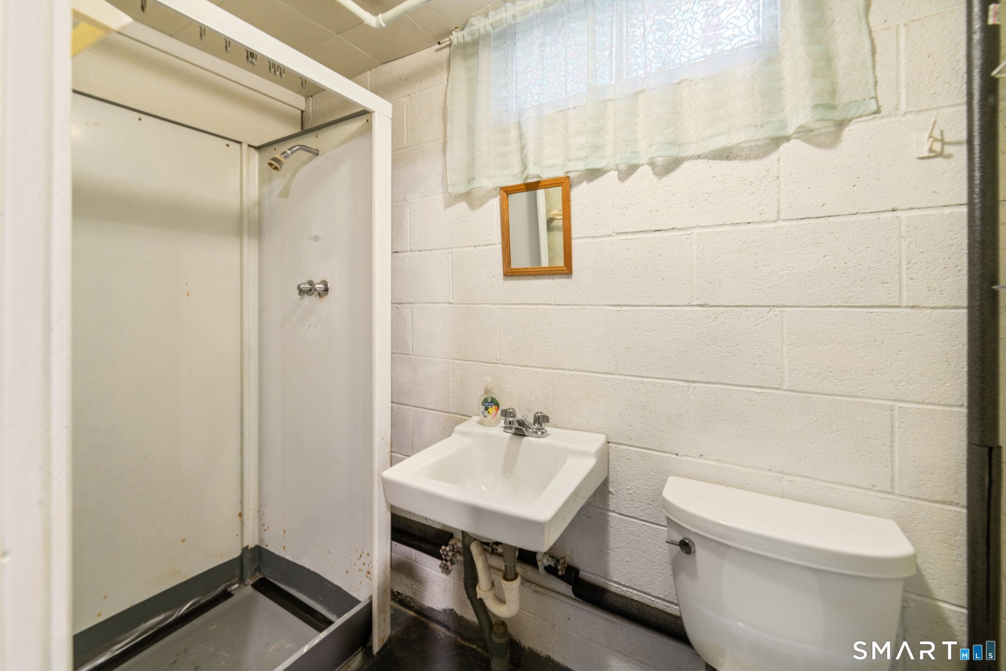 172 Cedar Street Seymour CT 06483