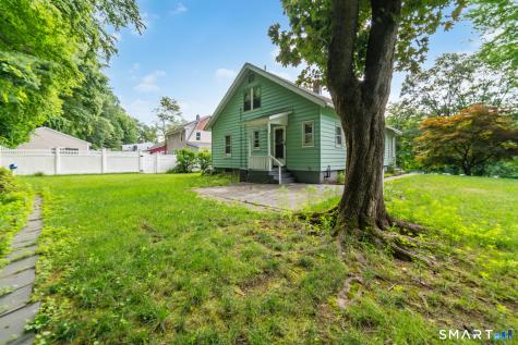 172 Cedar Street Seymour CT 06483
