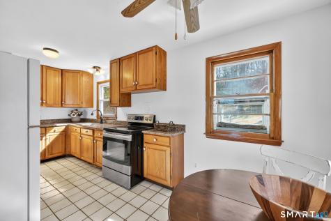 203 Brentwood Road Newington CT 06111