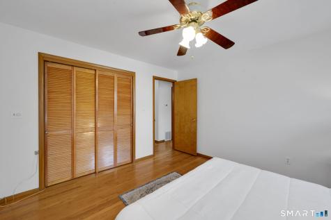 203 Brentwood Road Newington CT 06111
