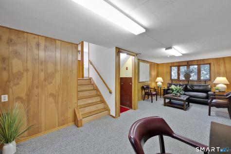203 Brentwood Road Newington CT 06111
