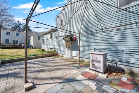 203 Brentwood Road Newington CT 06111