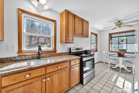 203 Brentwood Road Newington CT 06111