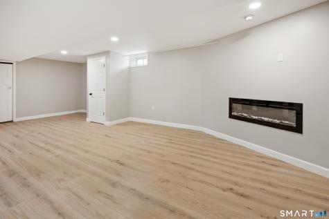 40 Circle Drive Wallingford CT 06492