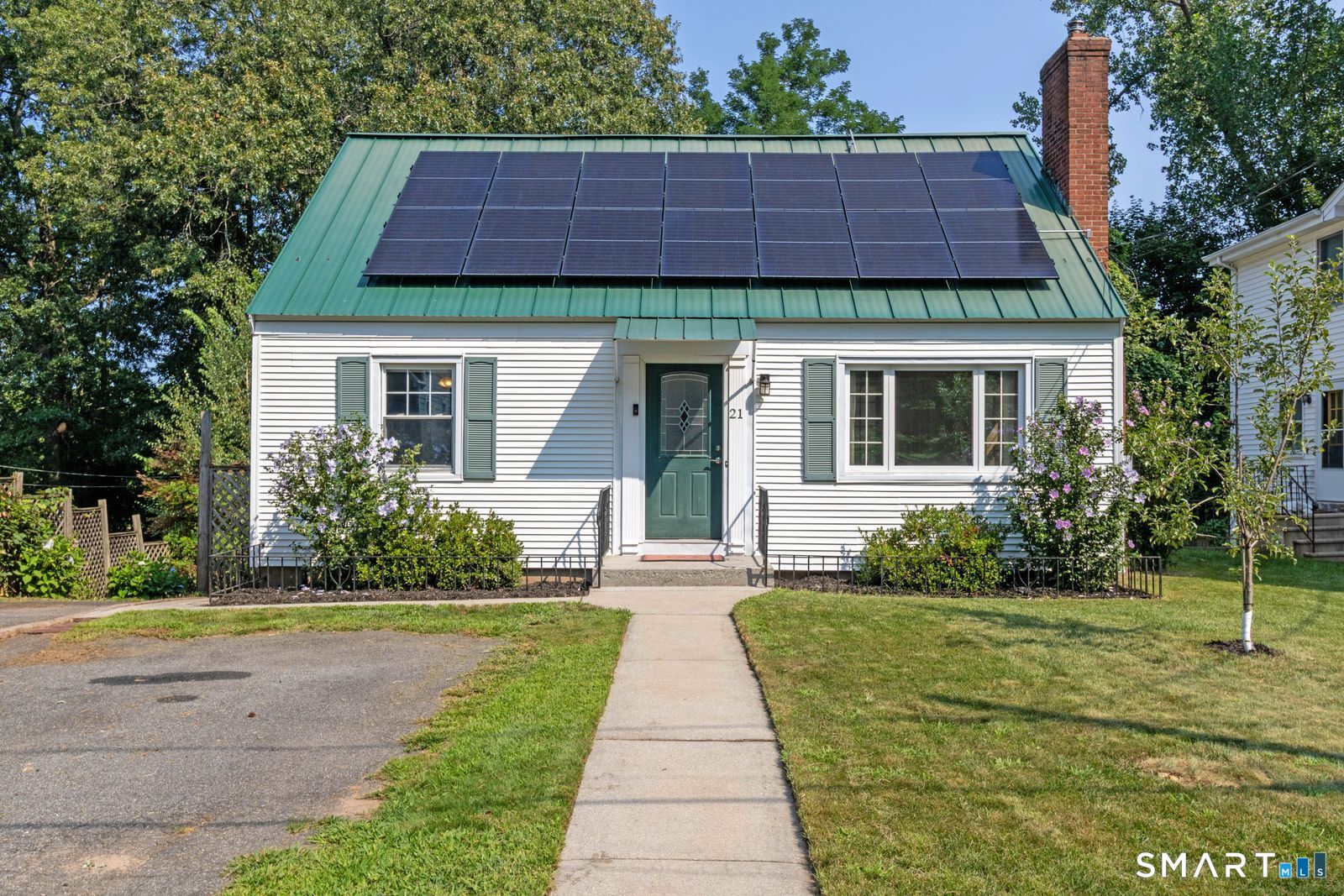 21 Overland Street Manchester CT 06040