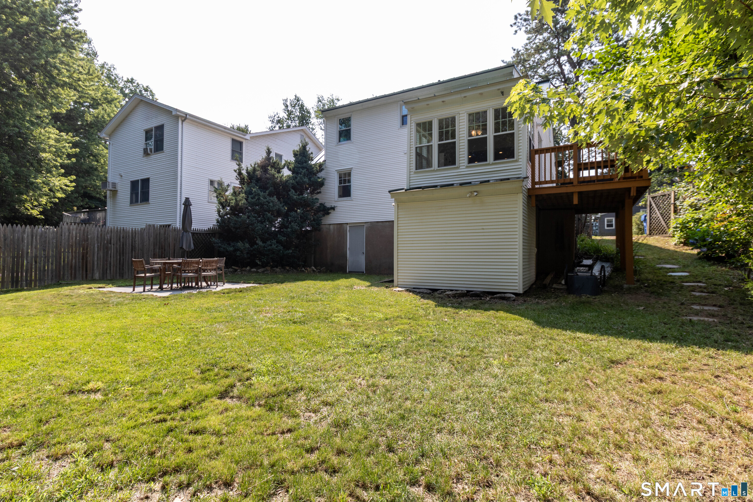 21 Overland Street Manchester CT 06040