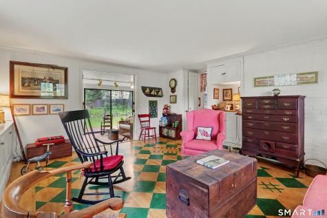 240 North Cedar Road Fairfield CT 06824