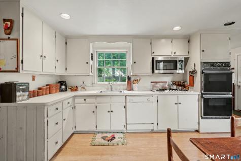 240 North Cedar Road Fairfield CT 06824