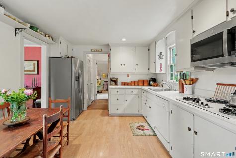240 North Cedar Road Fairfield CT 06824