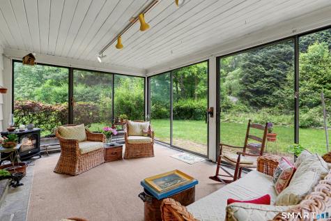 240 North Cedar Road Fairfield CT 06824