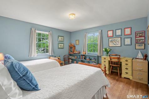 240 North Cedar Road Fairfield CT 06824