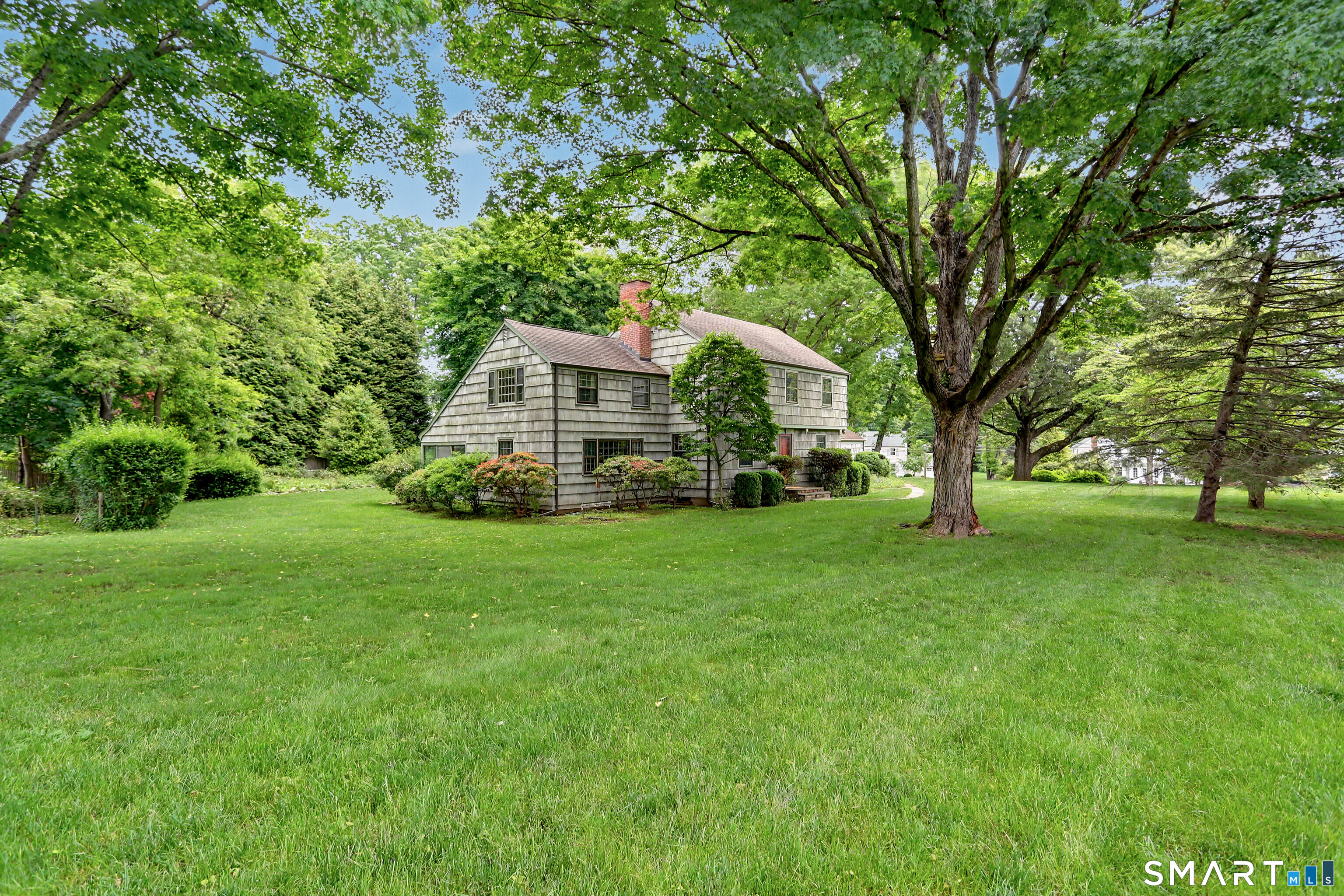 240 North Cedar Road Fairfield CT 06824
