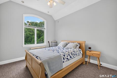 70 Pepperbox Road Waterford CT 06385
