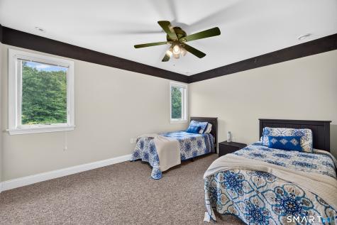 70 Pepperbox Road Waterford CT 06385